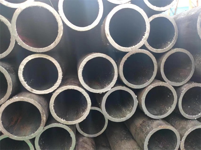 湖南10#结构用无缝钢管